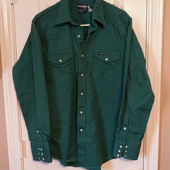 Wrangler Other - Men's Wrangler 100% Cotton Shirt